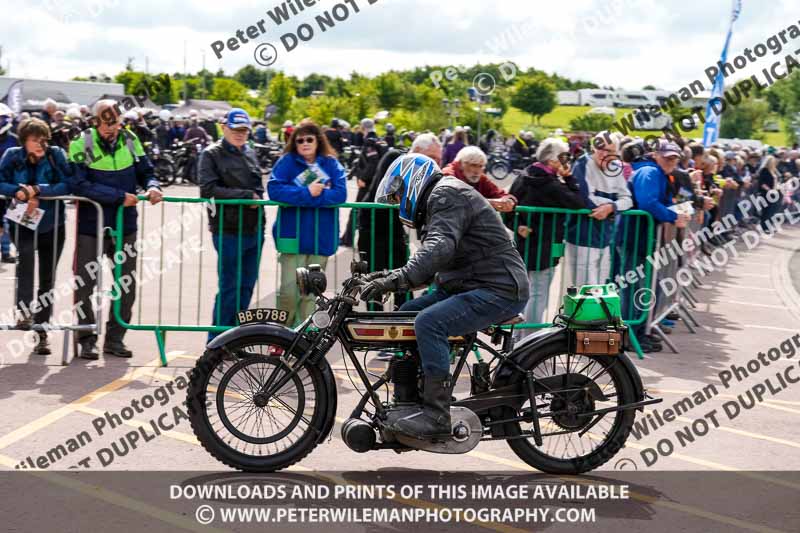 Vintage motorcycle club;eventdigitalimages;no limits trackdays;peter wileman photography;vintage motocycles;vmcc banbury run photographs